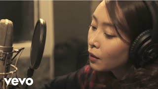 Chlara - Love Yourself (acoustic)