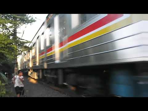 Mengsad, Rekam Kais 4 Dispam KRL Tepat di depan Muka