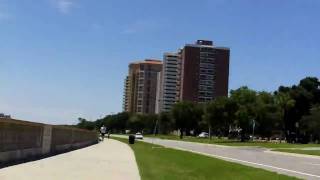 preview picture of video 'TakeMyTrip.com Bikelapse: Tampa's Bayshore Boulevard on a Bicycle'
