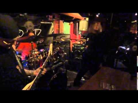 Old Cannibal - Old Cannibal - Insane (Live)