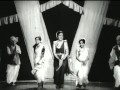 Me Bara Gavch Piun Aale Pani Patalin Asha Bhosle Ranjana Marathi Movie Song