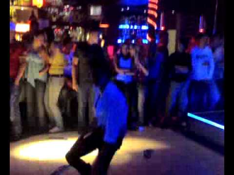 Travesti show Peggy - Vítr (Lucie Vondráčková)