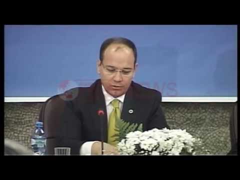 Apeli për imamët shqiptarë, sqaroni besimtarët: IS s’përfaqëson Islamin- Ora News- Lajmi i fundit-