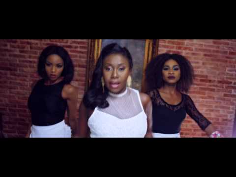 NINIOLA - MARADONA (OFFICIAL VIDEO)