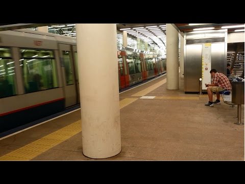 RET Metro 3*Type B (5363 na R-NET Mid-Life Revisie) vertrekt op Rotterdam Centraal ri. De Akkers