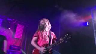 Download lagu Ashes Remain - End Of Me LIVE mp3