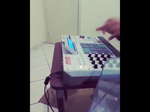 Montagem ao vivo akai Mpc Renaissence