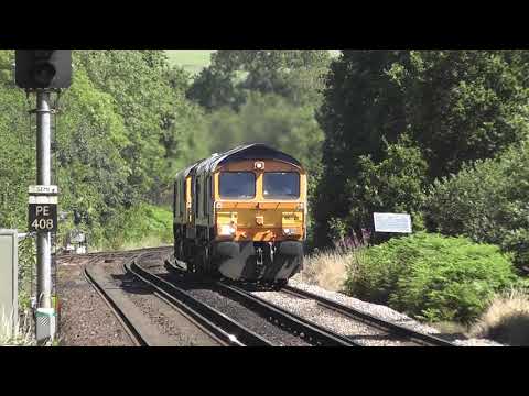 (HD) GBRf 66728 + 20189 + 66703 pass High Brooms working 0Y22 - 25/7/12