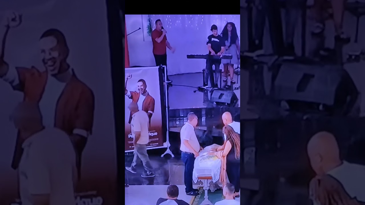 Velório do cantor Pedro Henrique. Descansa em Paz 😭😭😭