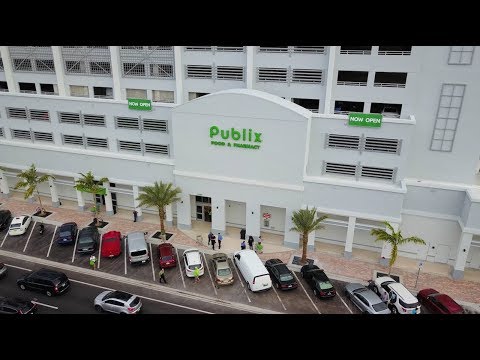 Novo supermercado Publix é inaugurado no centro de Hollywood