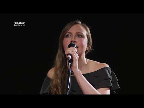 Siobhan Miller performs What You Do With What You've Got live at Stirling Tolbooth (The Visit 2017)