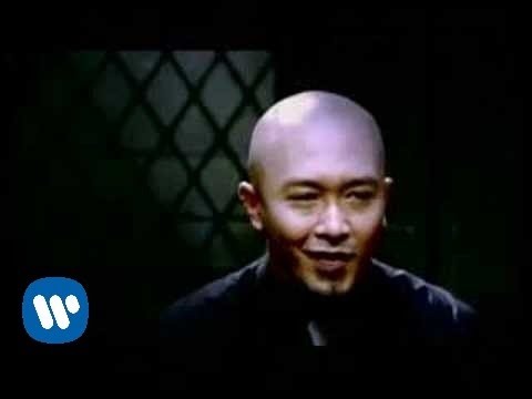 KUNCI - Aku Bukan Dirinya (Official Music Video)