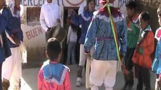 preview picture of video 'Fiesta de la Trinidad la Merced Aija Ancash 2011 (Danza de los Shacshas de paticho)'