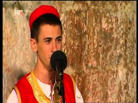 Ajmo pjevat ajmo igrat - klapa Kaše - FDK 2014