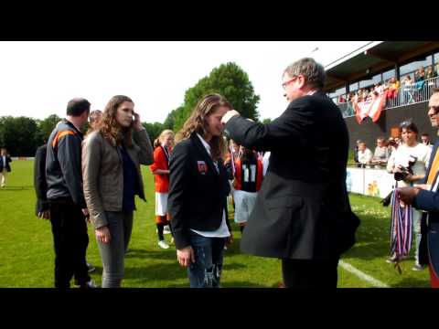 Venlosche Boys Vrouwen 1 || Bekerwinnaar ZUIDII || Beelden van de uitreiking