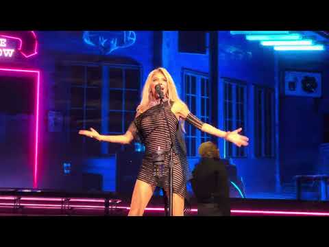 Shania Twain - Any man of mine - Dublin Ireland - 20/09/23