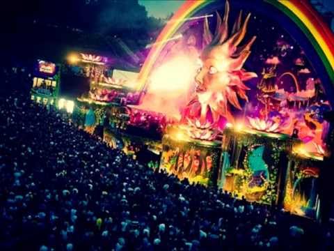 tomorrowland 2012 ( Luke Quietly remix )