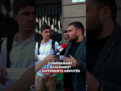 Un député remet une déclaration pour la RELAXE d'ANASSE KAZIB au consulat français à Barcelone !