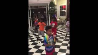 Yung Hunnid shuts incredible pizza down at his 6 th birthday party bash.