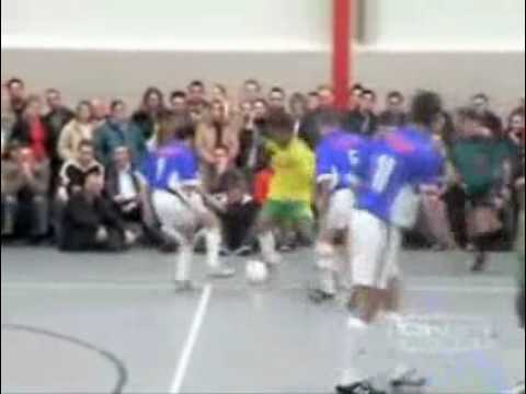 super joga bonito futsal.wmv