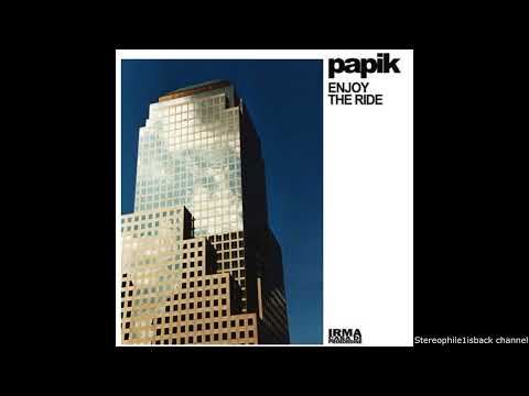 Papik feat. Wendy D. Lewis - Human