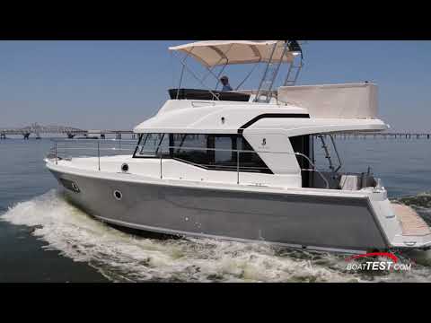 BENETEAU Swift Trawler 35 Features BENETEAU Swift Trawler 35 Features
