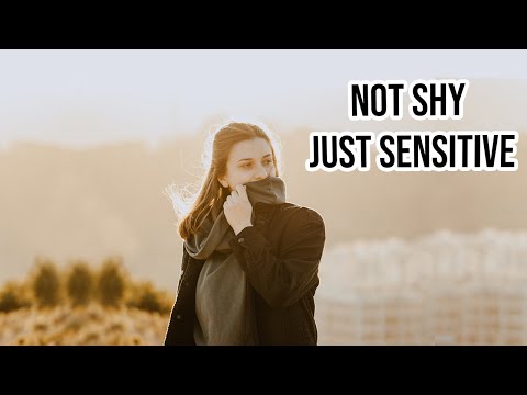 How to TRAVEL as a Highly Sensitive Person (HSP) - My 7 Tips to Survive and Enjoy Every Trip