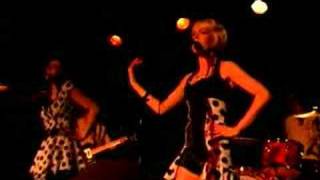 The Pipettes - Luna Lounge It Hurts To See You Dance So Well