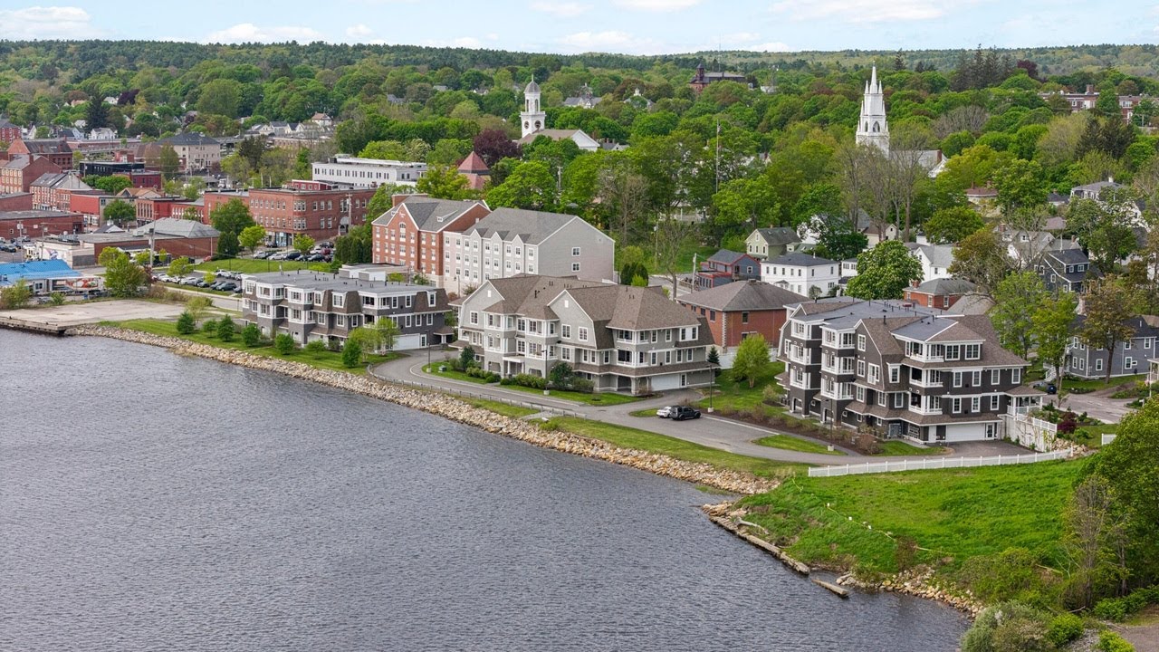 Luxury Waterfront Condo Living at Bath RiverWalk