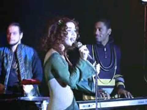 Francella toca la batería en Un argentino en Nueva York