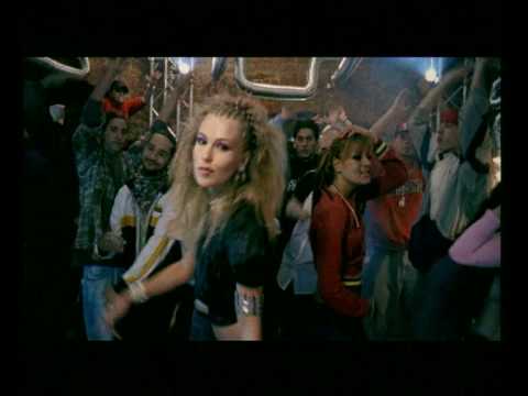 Corina feat.Don Baxter & Smiley - Îmi place la tine tot