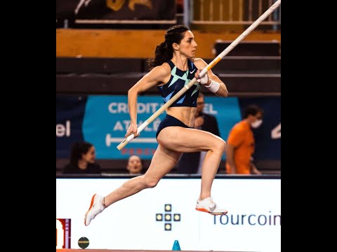 Iryna ZHUK - 4,77m NR (all attempts)