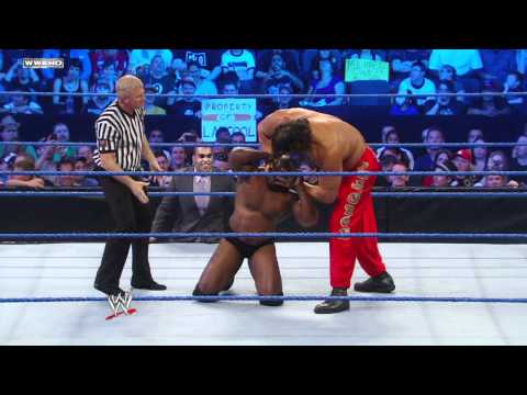 Friday Night SmackDown - Ezekiel Jackson vs. The Great Khali