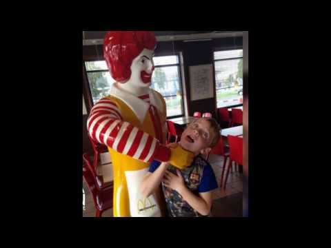 download lagu mp3 mp4 Ronald Mcdonald Funny Pics, download lagu Ronald Mcdonald Funny Pics gratis, unduh video klip Ronald Mcdonald Funny Pics
