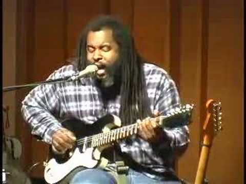 Alvin Youngblood Hart plays Skip James' Illinois Blues at the New York Guitar Festival