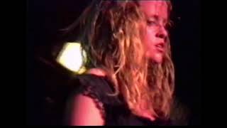 Babes in Toyland - House (live London 1991)