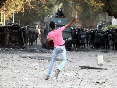 The Walls of Downtown Cairo - A short documentary