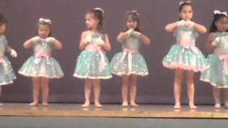 Suzy Snowflake Final Show.m4v