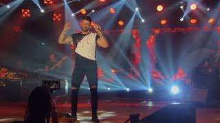 Gusttavo Lima - fora do comum ( com fã )