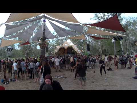 San and Tac - Earth Frequency Festival 2015