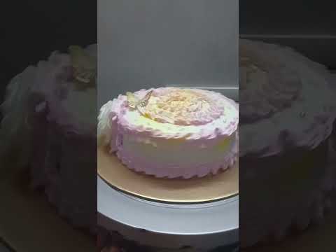 pinky and white colour combination cake
