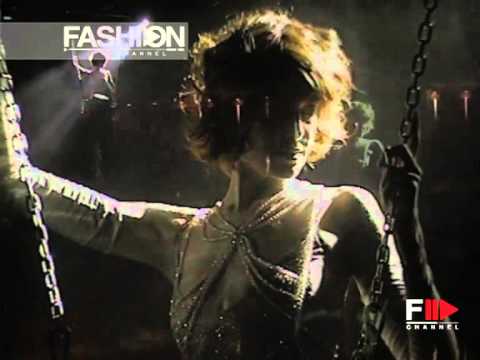 Fashion Show "Gattinoni" Haute Couture Women Spring Summer 2004 Rome 1 of 4
