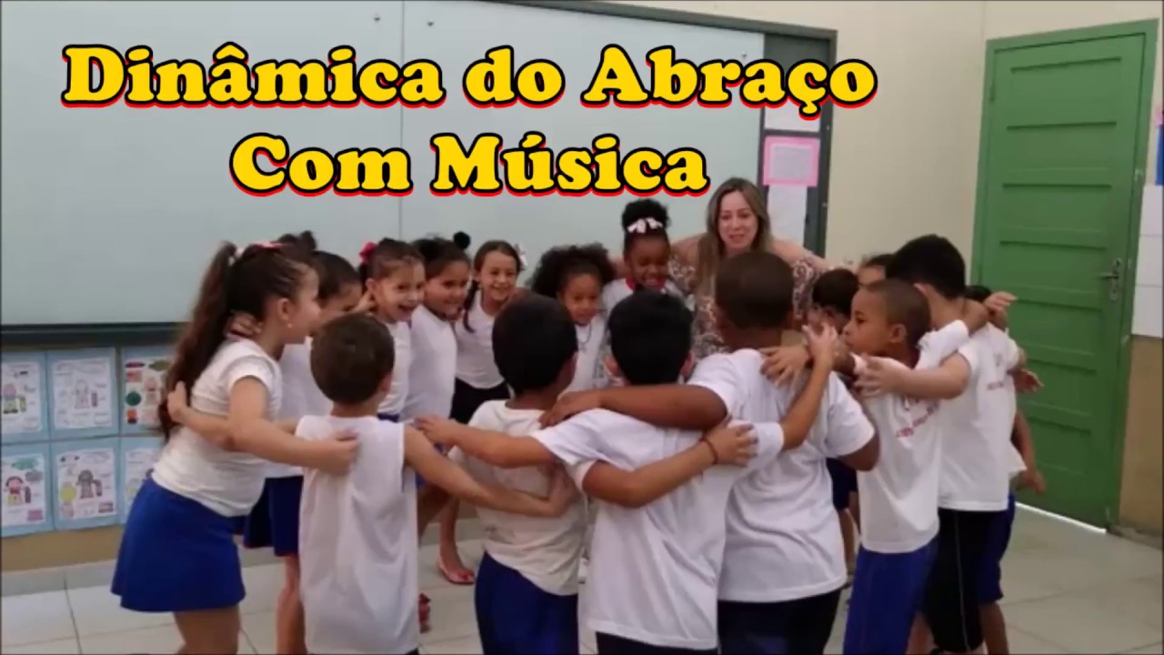 Dinâmica do Abraço com Música