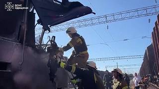 Un ataque con un dron ruso a un tren de pasajeros en Odesa, Ucrania, mata a 2 personas