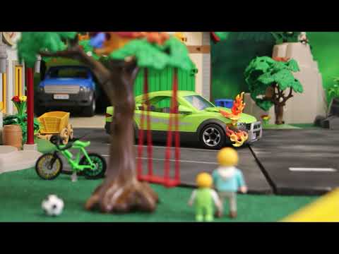 Familie Rauter - Playmobil Abenteuer aus Linsendorf - Am Parkplatz brennt ein Auto