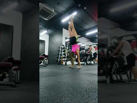 ВАЛЯ КАРНАВАЛ ВЗОРВАЛА тик ток 💥 l ЛУЧШЕЕ ВИДЕО l karnaval в tik tok karna.val дрим тим хаус #Shorts