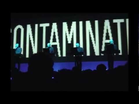 Kraftwerk - Radioactivity - Russia 2004