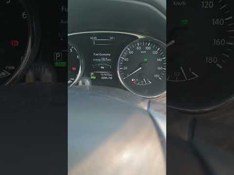 2015 Nissan X-trail hybrid. New NCT and tax. - Image 2