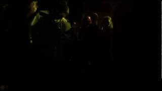 Kuningasidea - Valkoinen lippu - Livenä Mascotissa