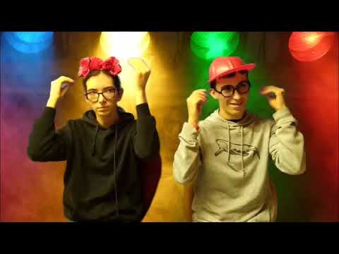 Denok Bat Seinu hizkuntzan